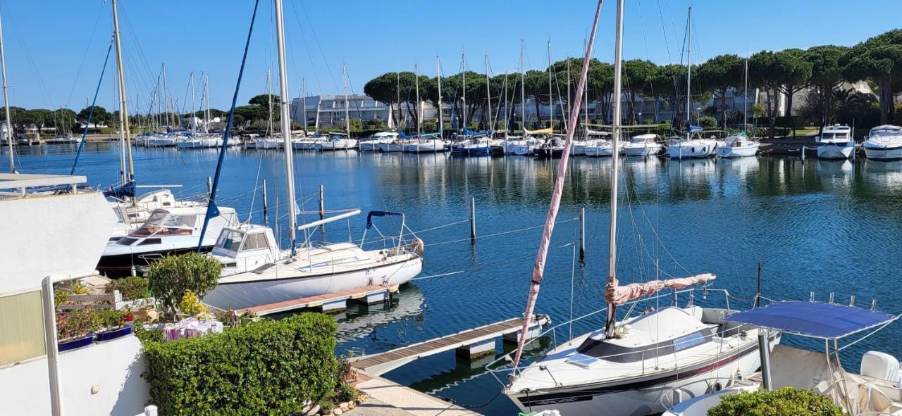 Ferienhaus Marina Lairan Vue Sur L'eau Et Les Bateaux De Port Camargue 2etoiles F